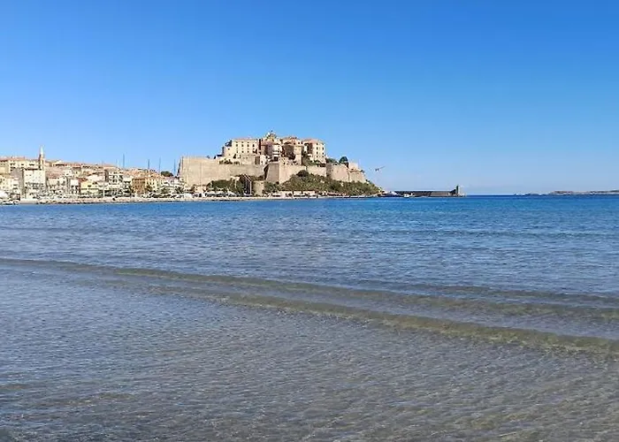 2 A 4 Personnes Sant Ambroggio Apartment